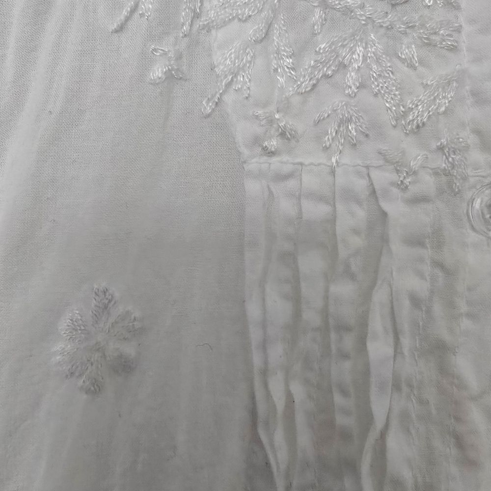 White Embroidered Button-Front Tunic Top - Picture 3 of 5